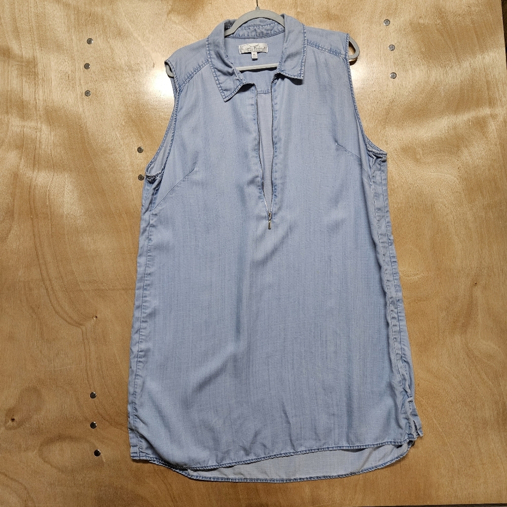 Diane Gilman Half Zip-Up Sleeveless Side Slit Chambray 100% Lyocell Coastalcore